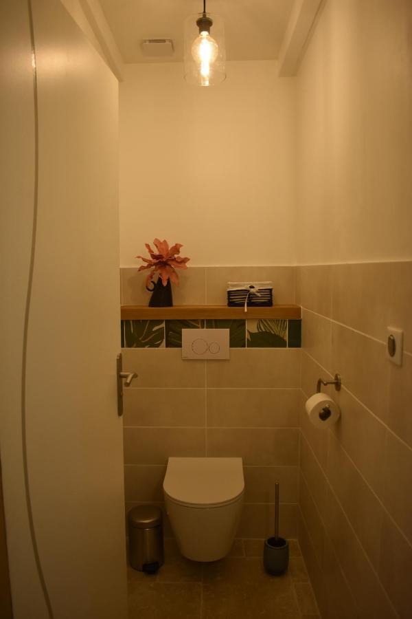 Chambre Au Calme Avec Spa Privatif Gratuit Sud Aveyron Les Palmiers Des Causses 塔恩河畔圣罗姆 外观 照片